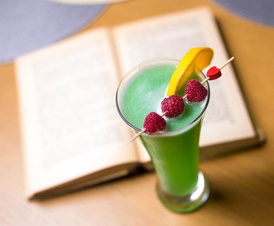 Refreshing Drink Recipes for Night Energy